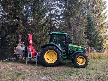 Cippatrice per trattore