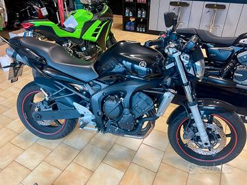 Yamaha FZ6