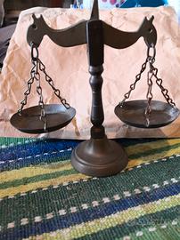 bilancina antica in ottone