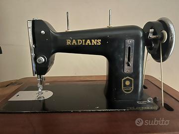 Macchina da cucire d’epoca Radians