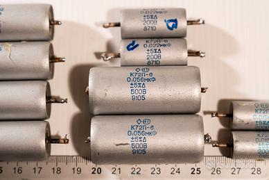 n.2 condensatori in teflon K72P6 0,056mF 500V 5%