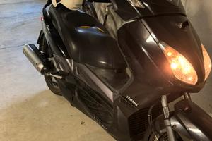 X Max 125