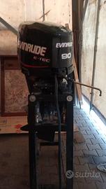 Motore fuori bordo Evinrude E-TEC 90