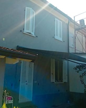 tenda motorizzata grigio antracite 