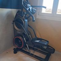 Bowflex M8 Ellittica professionale