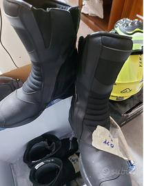 stivali moto taglia 44 e 45