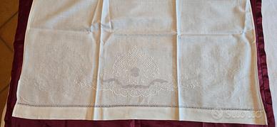 Cotone tenda ricamata