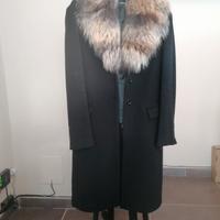 cappotto con collo pelliccia
