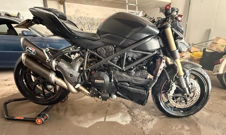 Ducati Streetfighter 848 Dark Termignoni, Carbonio