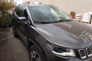 AUTO JEEP COMPASS