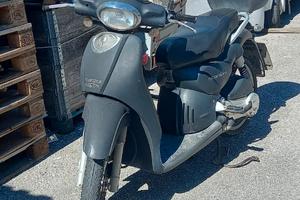 Aprilia Scarabeo 100 - 2015