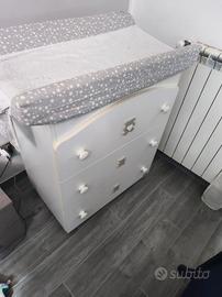 Fasciatoio con bagnetto