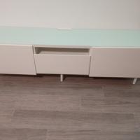 Mobile TV Besta IKEA 