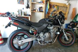 Honda hornet 600