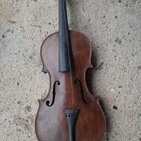 Vecchio violino