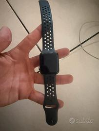 Apple watch  3 nike