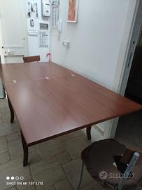 Tavolo estendibile in legno