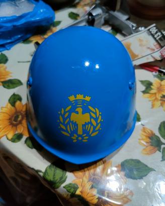Elmetto aeronautica forse caschi blu
