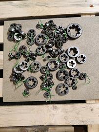 UTENSILI PER FILETTATURA 