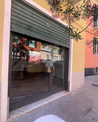 NEGOZIO A CHIAVARI