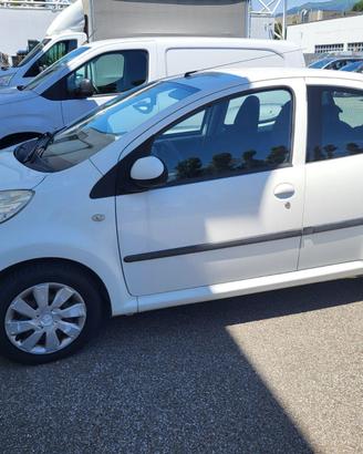 PEUGEOT 107 AZIENDALE