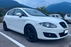 SEAT Leon 1.6 DTI bianca