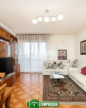 3 LOCALI AD OSIO SOTTO CON BOX !!