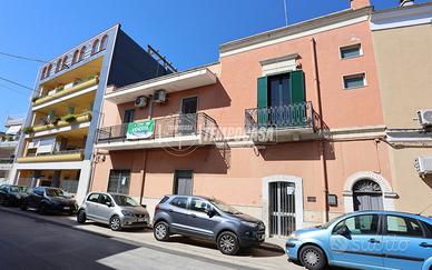 Casa indipendente a Valenzano 9 locali