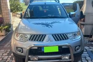 MITSUBISHI L200 2.5 DI-D/178CV DC Intense Plus