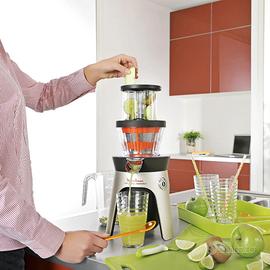 Estrattore di succo e polpa a freddo