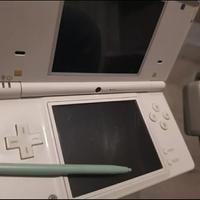 Nintendo dsi con giochi precaricati
