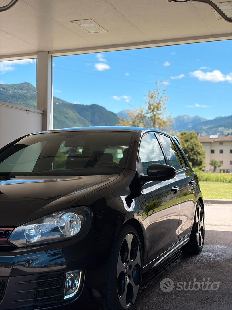 Volkswagen Golf 2010 photo 3