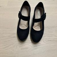 Decollte  in camoscio nero