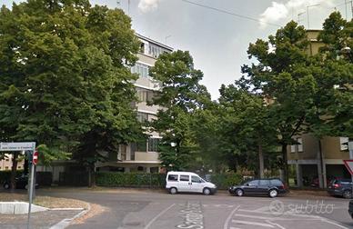 Appartamento di 118 m² con 5 locali e box auto a P