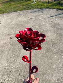 Rosa Artigianale in Metallo Saldato
