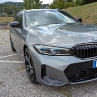 BMW 320 20d Touring mhev 48V xdrive MSport