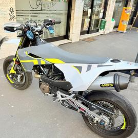 Super moto 701