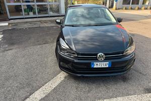 Volkswagen polo 1.0 Comfortline - come nuova