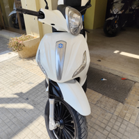 Piaggio Beverly 300