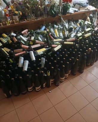 bottiglie di vino vuote