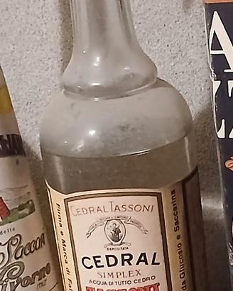 Cedral Tassoni bottiglia vintage