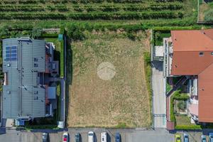 TER. RESIDENZIALE A NEGRAR DI VALPOLICELLA