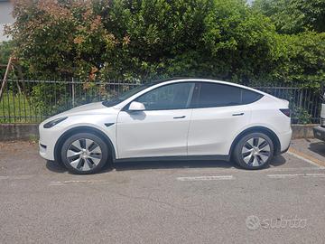 Tesla Model Y 2022 – Subentro Leasing 