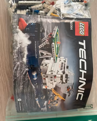 Nave lego ocean Explorer