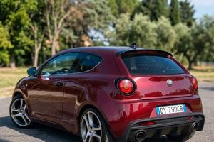 Alfa romeo Mito 1.3 mtj(Distinctive sport pack)