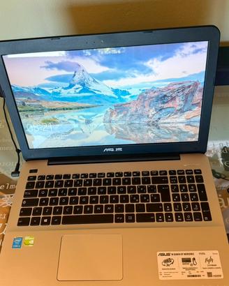 Notebook ASUS F555L, i5, 8 GB RAM, SSD, nVidia