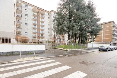 4 LOCALI A MILANO