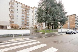 4 LOCALI A MILANO
