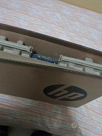 portatile hp i3 8 256