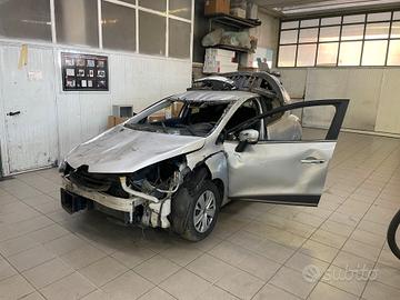 RICAMBI USATI RENAULT CLIO 1.5 dci 75cv